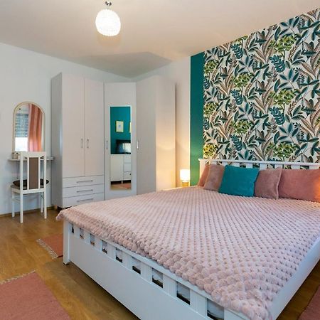 Welcome Apartman Subotica Bagian luar foto