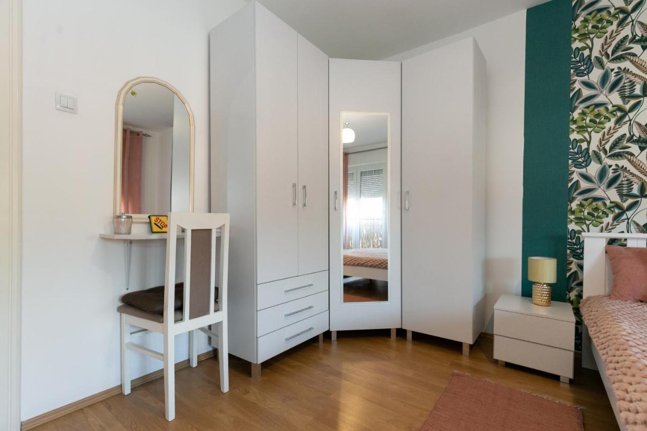 Welcome Apartman Subotica Bagian luar foto