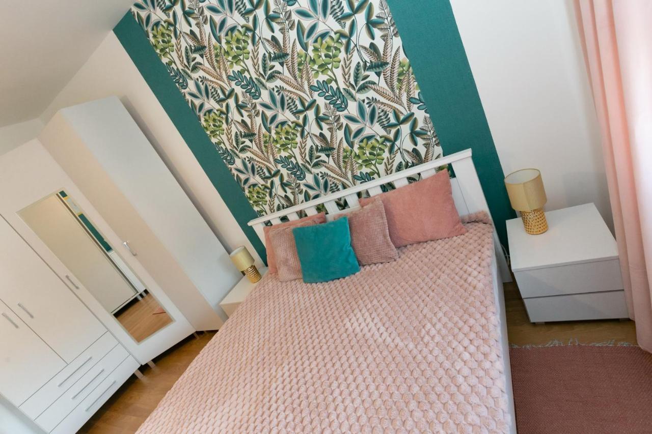 Welcome Apartman Subotica Bagian luar foto