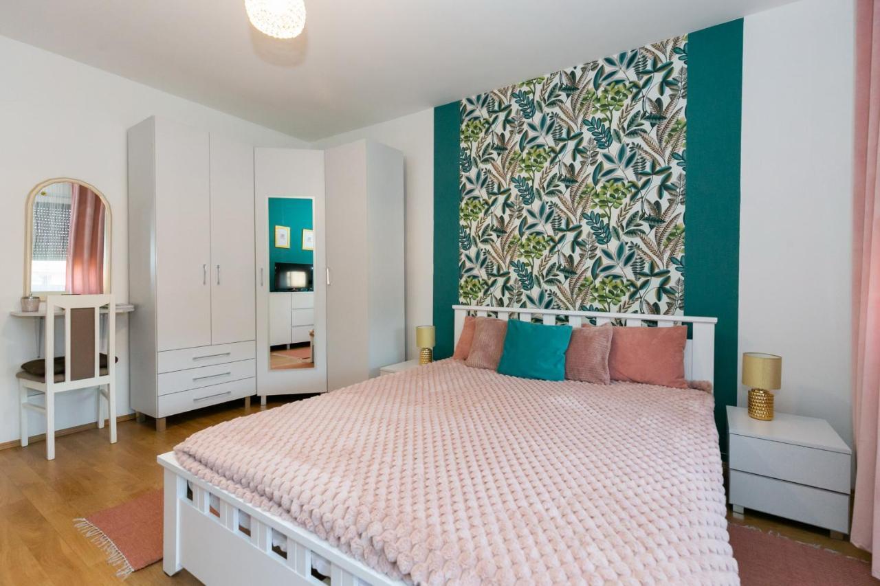 Welcome Apartman Subotica Bagian luar foto