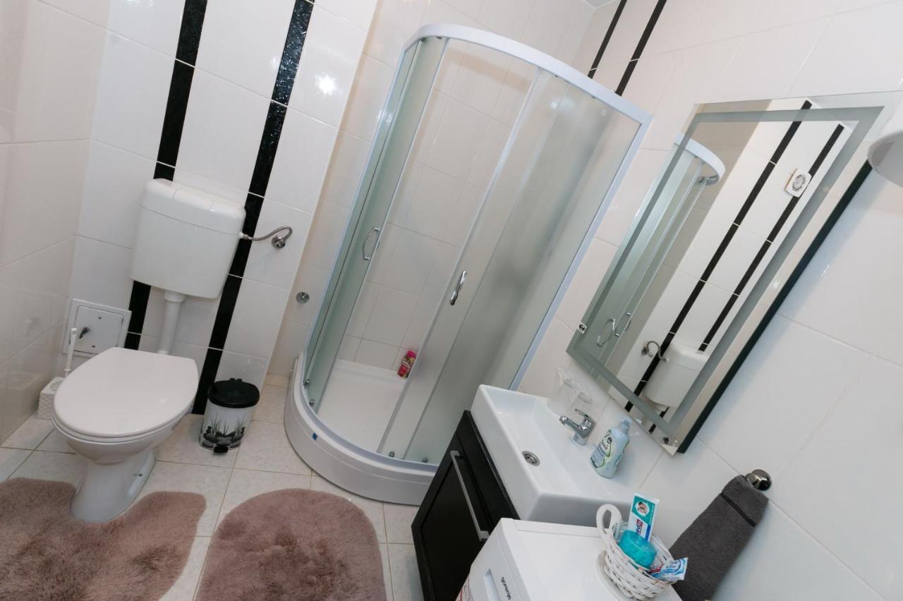Welcome Apartman Subotica Bagian luar foto