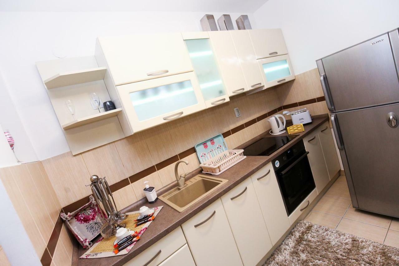 Welcome Apartman Subotica Bagian luar foto